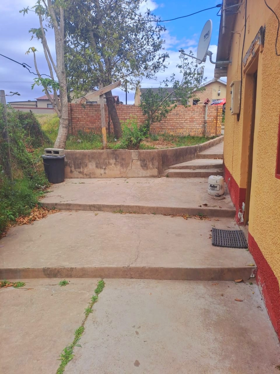 4 Bedroom Property for Sale in Mdantsane Nu 10 Eastern Cape